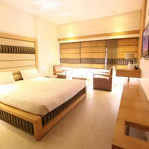 3* Hotel Landmark